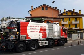 camion-grande-greggio-quartiere1